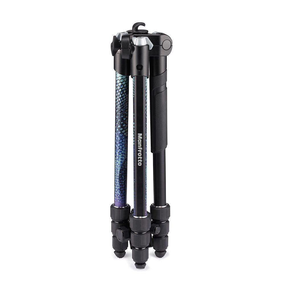 Manfrotto Element MII Aluminium Reisestativ mit Kugelkopf und Tasche – Kamerastativ für DSLR, spiegellose und Kompaktkameras – Ideal für Vlogging, Content Creation und Fotografie – Blau