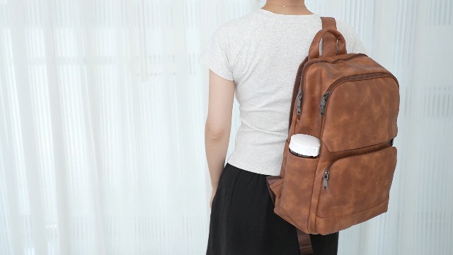 【古着】CTHY Smooth Leather BackPack Buy The Zurich Leather Backpack | For The Modern-Day Explorer