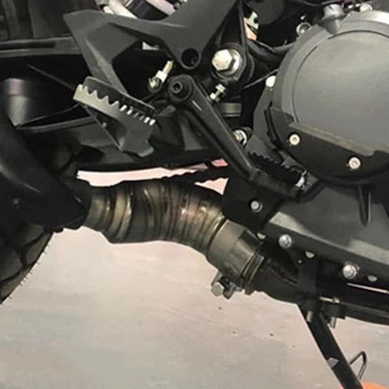 Amazon.co.jp: バイクのエキゾーストパイプ ために ハスクバーナ 401