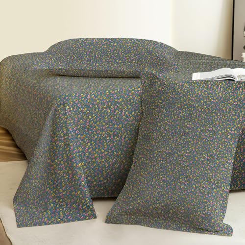 Image of Weave & Decor Soft Comfortable 144 TC 90x90 inches Printed Cotton Double Bed Bedsheet with Two Pillow Covers