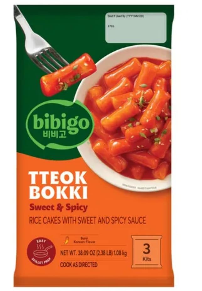 Bibigo Tteokbokki Rice Cakes with Sweet & Spicy Sauce - 38.09 Ounces