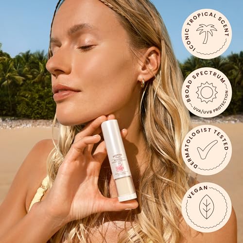 Image of Hawaiian Tropic Mineral Powder Sunscreen Brush SPF 30, 0.15 Oz | Mineral sunscreen for face, Translucent matte finish, Travel size, Use under or over makeup, Non-comedogenic