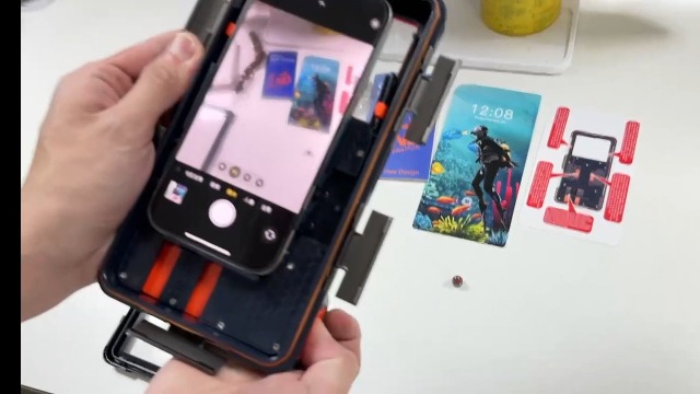 NLR Custodia Impermeabile Universale Per Telefoni 6.9'' – Immersioni Fino A 5m, Touchscreen, Con Pompetta Di Controllo