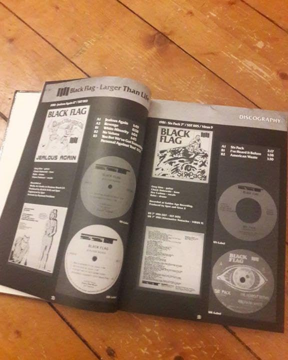 アート・デザイン・音楽 LARGER THAN LIFE Black Flag Memorabilla Amazon.co.jp: LARGER THAN LIFE Black Flag Memorabilla
