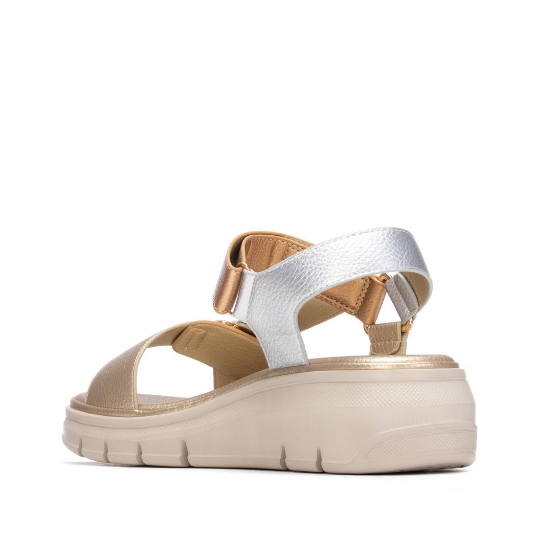 XTI - Sandalia Mujer - Calzado Cómodo y Versátil - Moda casual
