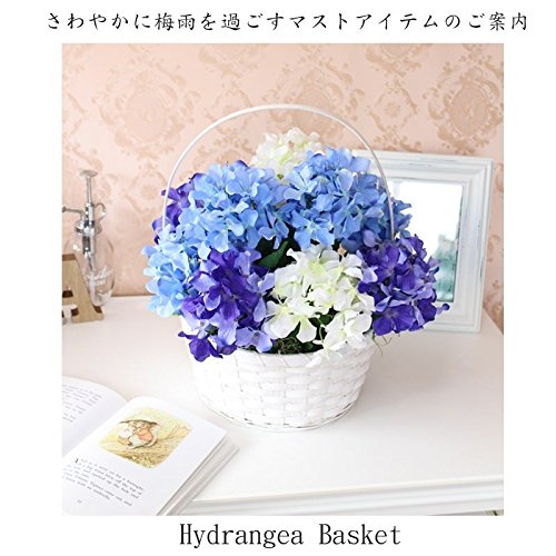 ＊*..紫陽花色のお花を盛り込んだナチュラルバスケット..＊°..お花の贈り物 Amazon｜造花 紫陽花 バスケット アレンジメント お手入れ不要