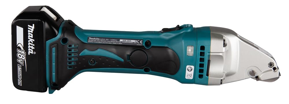 Makita Forbici per lamiere a batteria, 1,6 mm, 18 V, 5,0 Ah, 2 batterie e caricatore in MAKPAC, DJS161RTJ