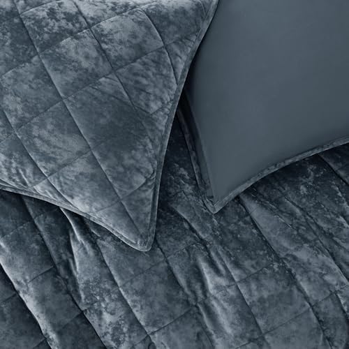 Image of Wonderful Luxury Velvet Blue Quilt Set King, Diamond Stitch Pattern Bedding, Lightweight Ultra-Soft Skin-Friendly, All-Season, Versatile as Comforter /Bedspread for Adults Teens Kids Bedroom,106 inchx94 inch