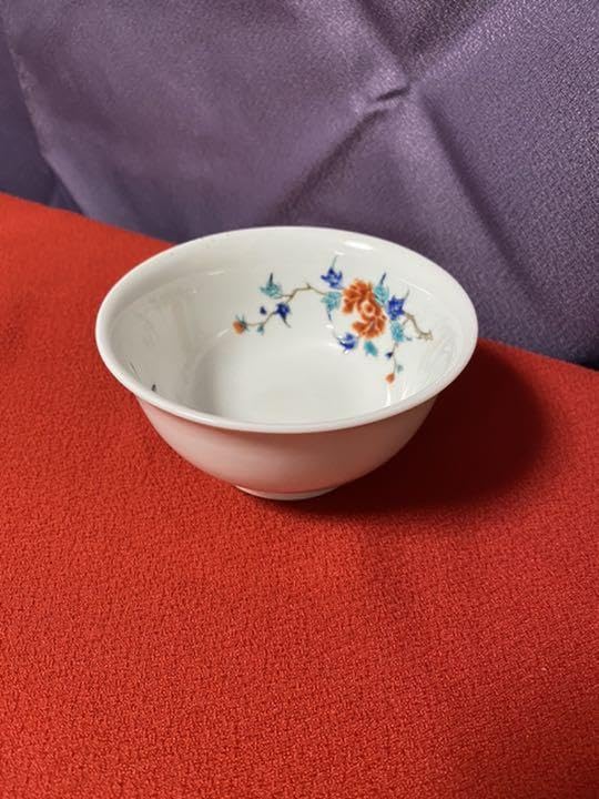 Living National Treasure Kakiemon Sakaida, 12th Generation, Antique Dyed Nishiki and Phoenix Painting Vessel