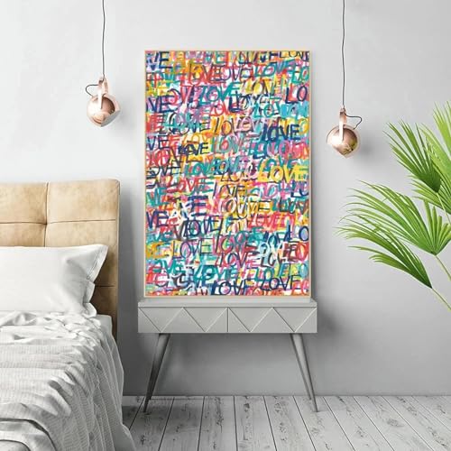 Peinture graffitis cœurs KEBIA pour égayer un salon sans éclat