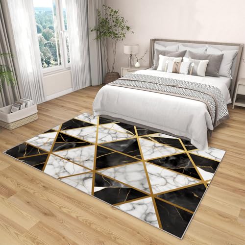 Tapis marbre noir antid&eacute;rapant pour s&eacute;curiser et d&eacute;corer le salon