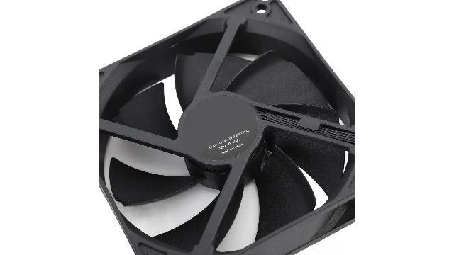 Ventola Per PC 100x25mm PWM 4Pin - 1800 RPM, Flusso D'Aria 44,2 CFM, Doppio Cuscinetto A Sfera, Silenziosa 28,8 DBA