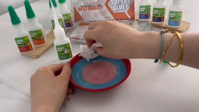 Plastic Glue, 20g Clear Super Glue for Plastics Repair and Bonding – Quick Fix Adhesive, Heavy Duty Strong Instant Glue for Legos, Models, Toys, PLA, 3D Printing, DIY Crafts - Image 8