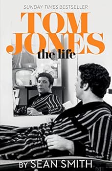 Paperback Tom Jones - The Life Book