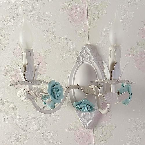 Applique murale romantique pour illuminer un couloir sombre