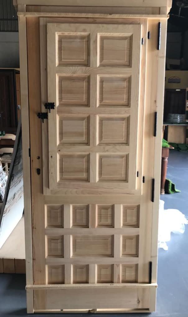 PUERTA MADERA EXTERIOR RUSTICA CON REJA CASTELLANA Y POSTIGO INTERIOR (APERTURA A IZQUIERDAS)