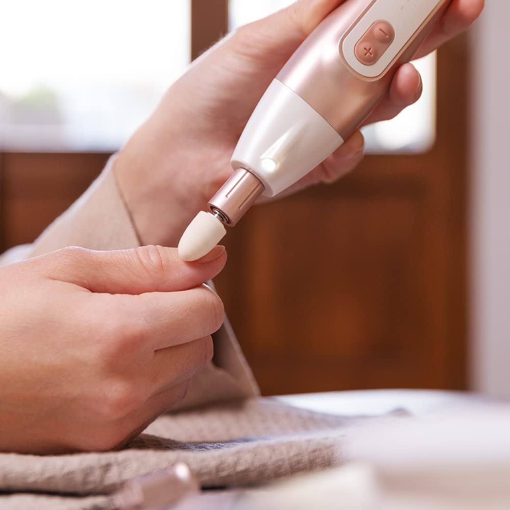 Cecotec Set elettrico per manicure e pedicure PinkyCare 700 Perfect Nails. Sette testine intercambiabili, cinque velocità e due direzioni di rotazione, design ergonomico, custodia inclusa.
