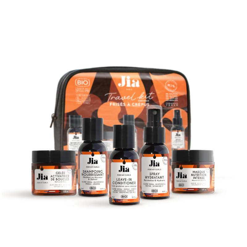Jia Paris – Travel Kit Cheveux Frisés à Crépus – Routine Complète Nomade – Shampoing, Masque, Leave-in, Gelée & Spray Hydratant – Formats Voyage 60ml – Pochette Réutilisable – Soins Naturels