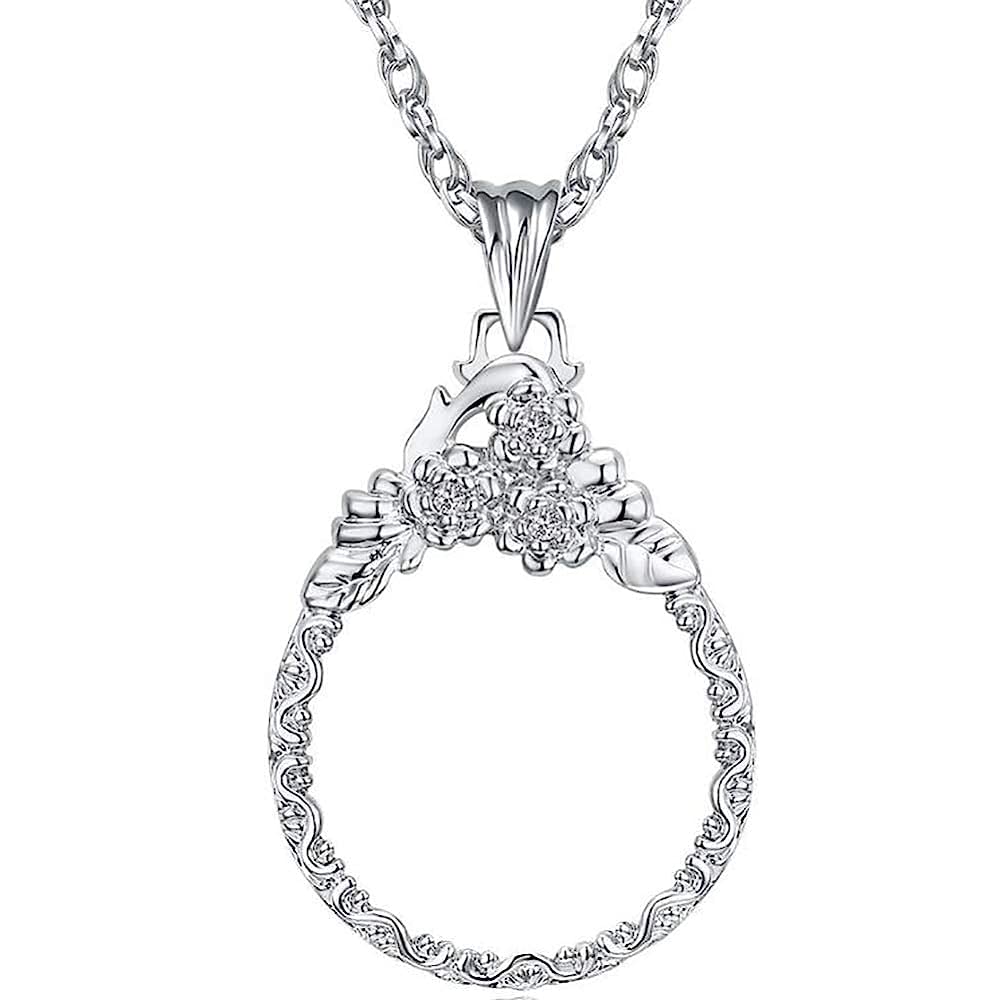 Pendentif loupe de lecture pour offrir un cadeau utile et chic aux parents pour la lecture