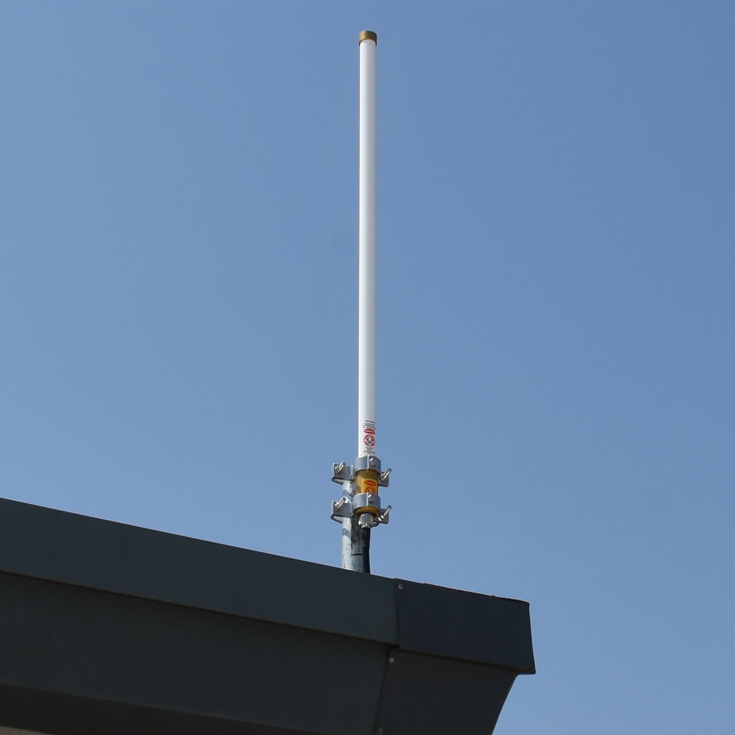 Browning® 150-Watt Pretuned Wide-Band 410 MHz to 490 MHz 4.5-dBd-Gain Fiberglass Omni Base with N-Female Connector, Mounting Bracket, and Hardware, BR6157