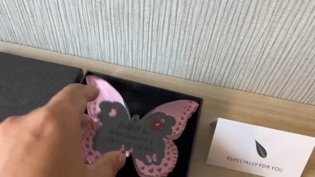 Amazon.co.jp: お母さん ありがとう アクリル スタンド 感謝の楯 母の