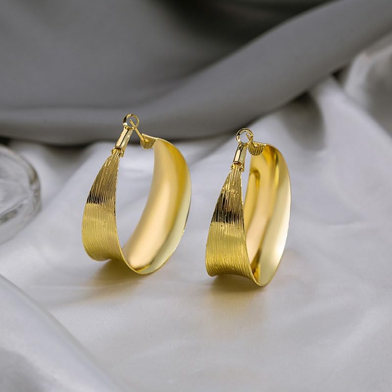 Gold Hoop Earrings for Women Large Huggie Hoop Earrings Exaggerated Big Circle Earrings Wide Silver Hoop Earrings Trendy Gold Statement Earrings Jewelry for Women - Image 6