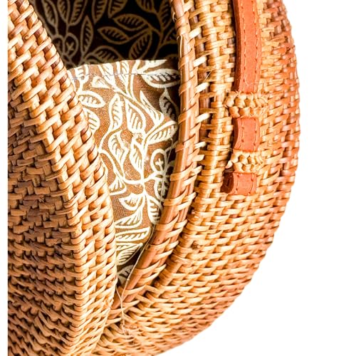 Utama Rattan Bag - Handmade Wicker Woven Purse4