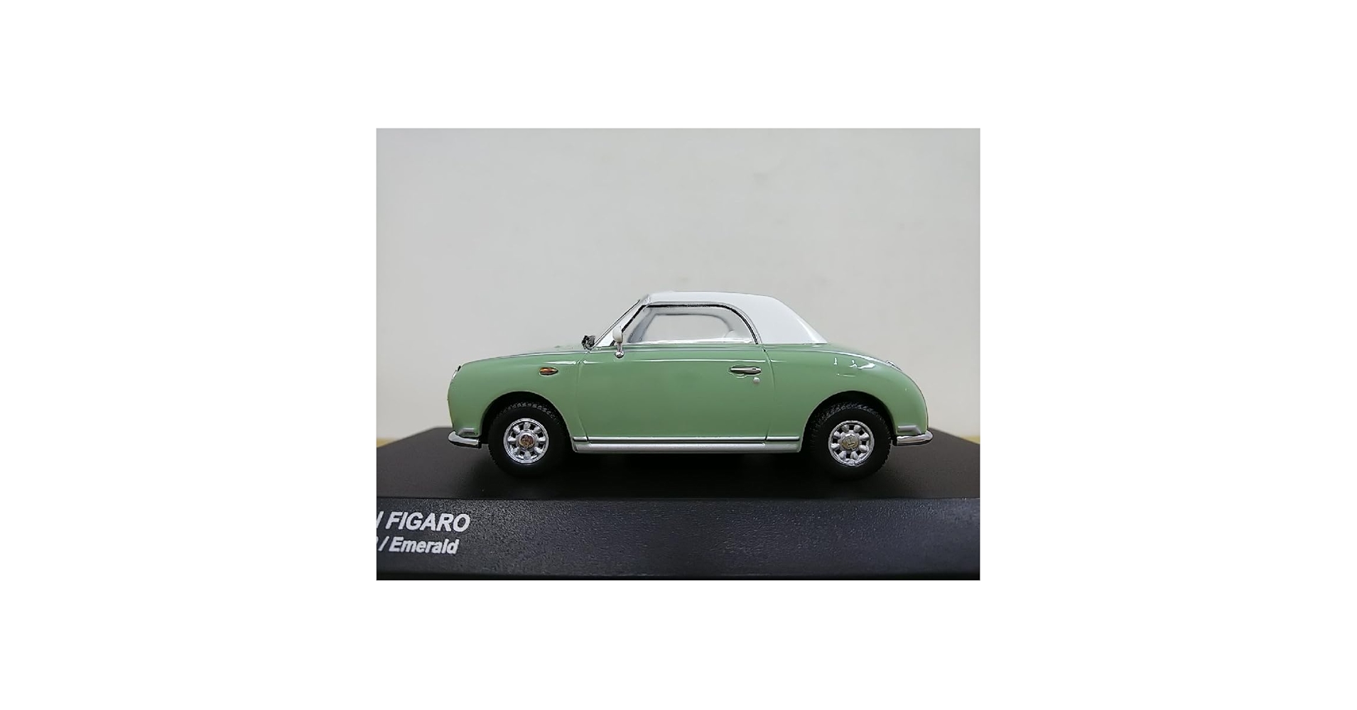Amazon | □ 京商 1/43 NISSAN FIGARO OPEN TOP エメラルド