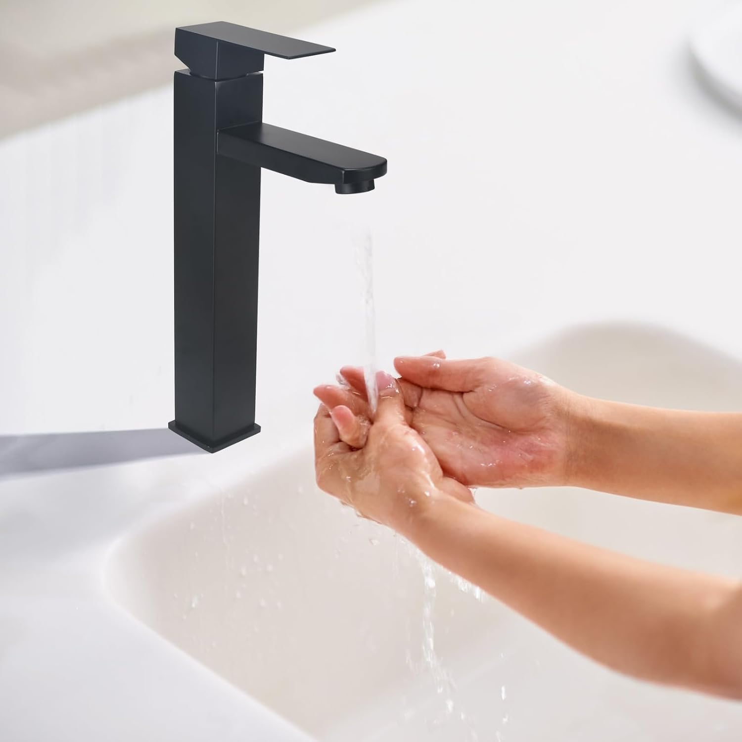 Robinet Salle Bain Mitigeur Lavabo Robinets Carrés Robinet Lavabo Haut Mitigeur Salle de Bain en Métal de Qualité Supérieure Installation et Nettoyage Facile (Noir)