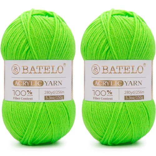 Image of Bright Green Amigurumi Acrylic Yarn 560 Yards, 2 Pack of 150g /5.3oz, Worsted Yarn for Crocheting & Knitting