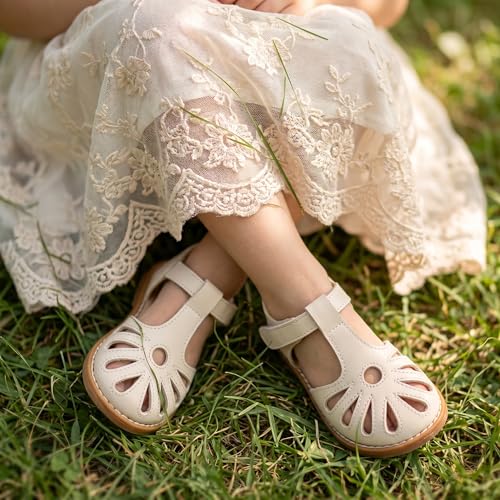 Image of THEE BRON Toddler Girls Closed-Toe Sandals Sweet Retro Cutout Summer Dress Shoes