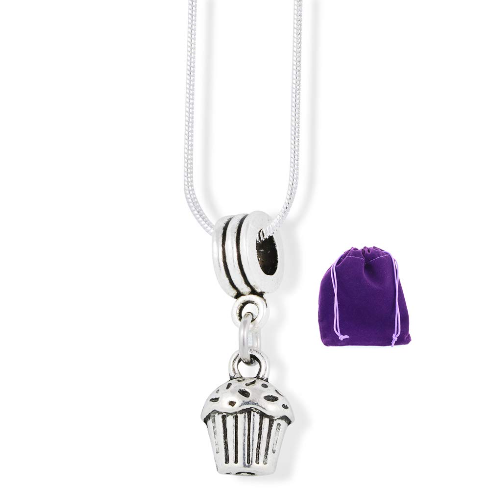 Dave The Bunny Emerald Park Jewelry Cupcake 3D Charm Snake Chain Necklace