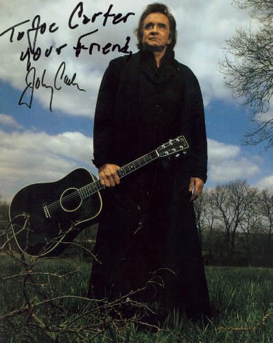 JOHNNY CASH AUTOGRAPH, PHOTO PRINT, APPROX SIZE 12X8 INCHES