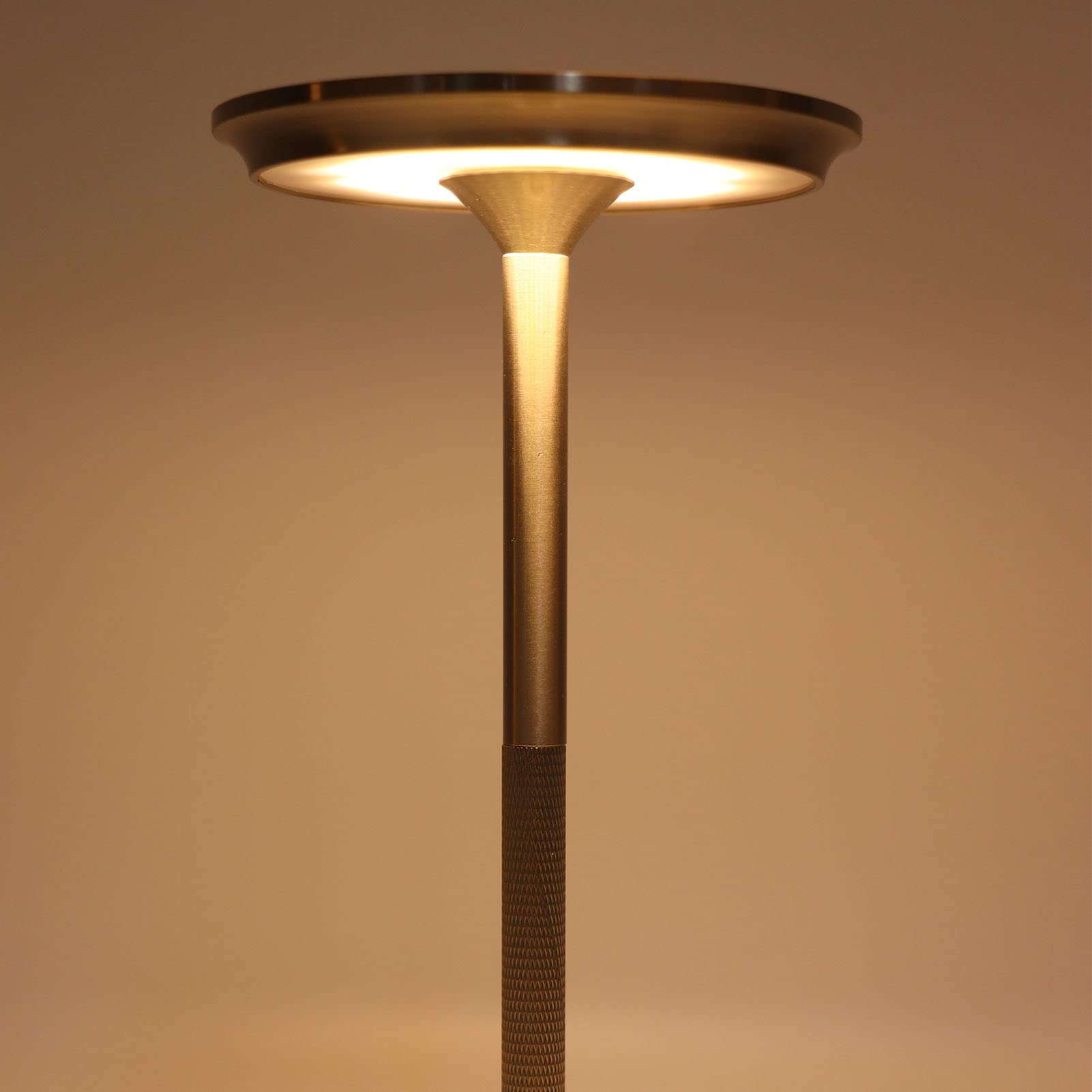 Lámpara de mesa LED recargable, Lámpara de mesa LED inalámbrica, Lámpara de escritorio LED Lámpara de escritorio LED Ajuste de brillo Iluminación de 360 grados Lámpara de mesa de aluminio