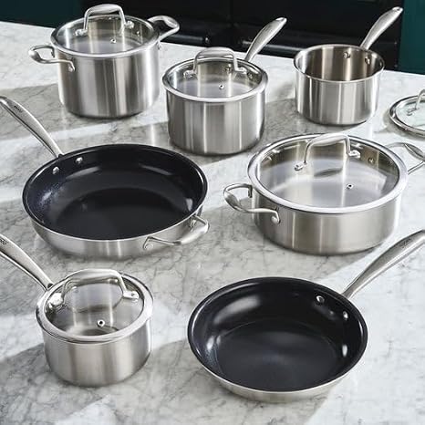 طقم أواني طهي ثلاثية الطبقات من Cooks Professional مكون من 7 قطع | 3 أواني طهي، و2 مقلاة، ومقلاة طهي، ووعاء طهي | متوافق مع All Hobs Inc. آمن للاستخدام في الفرن والحث