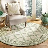 SAFAVIEH Chelsea Collection 4' Round Ivory / Green HK230B Hand-Hooked French Country Wool Area Rug
