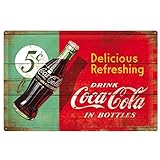 BESONDERS PRAKTISCH: Metall-Schild mit vorgebohrten Löchern zur kinderleichten Anbringung mit Nägeln an der Wand