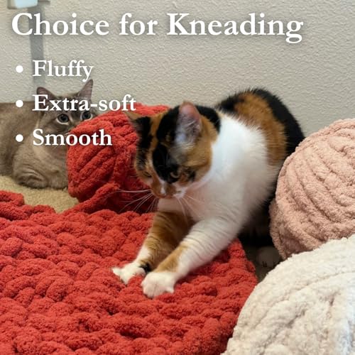 Urnat Cat Extra-Soft Kneading Mat, Handmade Washable Round Cat Pad Blanket for Indoor Kittens, Plush Breathable Cushion Bed for Cat Trees, Sofas & Floors (Pink,Small) — view 4