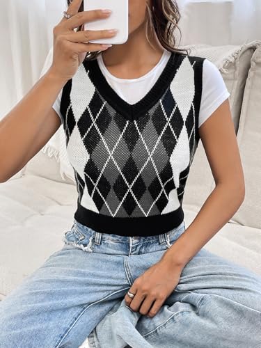 Floerns Women's V Neck Argyle Pattern Sleeveless Sweater Vest Knitted Top4