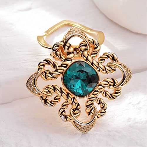 Broche pour foulard en soie idéale pour sublimer un look de bureau