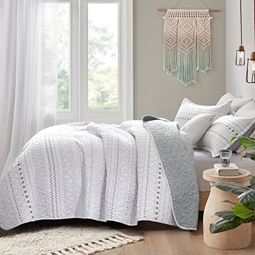 Luxudecor Boho Quilt Set Queen Size 3 Pieces Stripe Pattern Quilt Bohemian Geometric Bedspread With Pillow Shams Reversible Bedding Set Lightweight Coverlet For All Season 90"X90" #TOP3