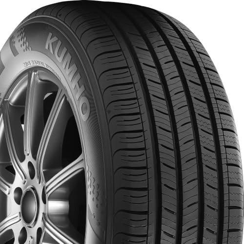 Kumho Solus TA11 All-Season Tire