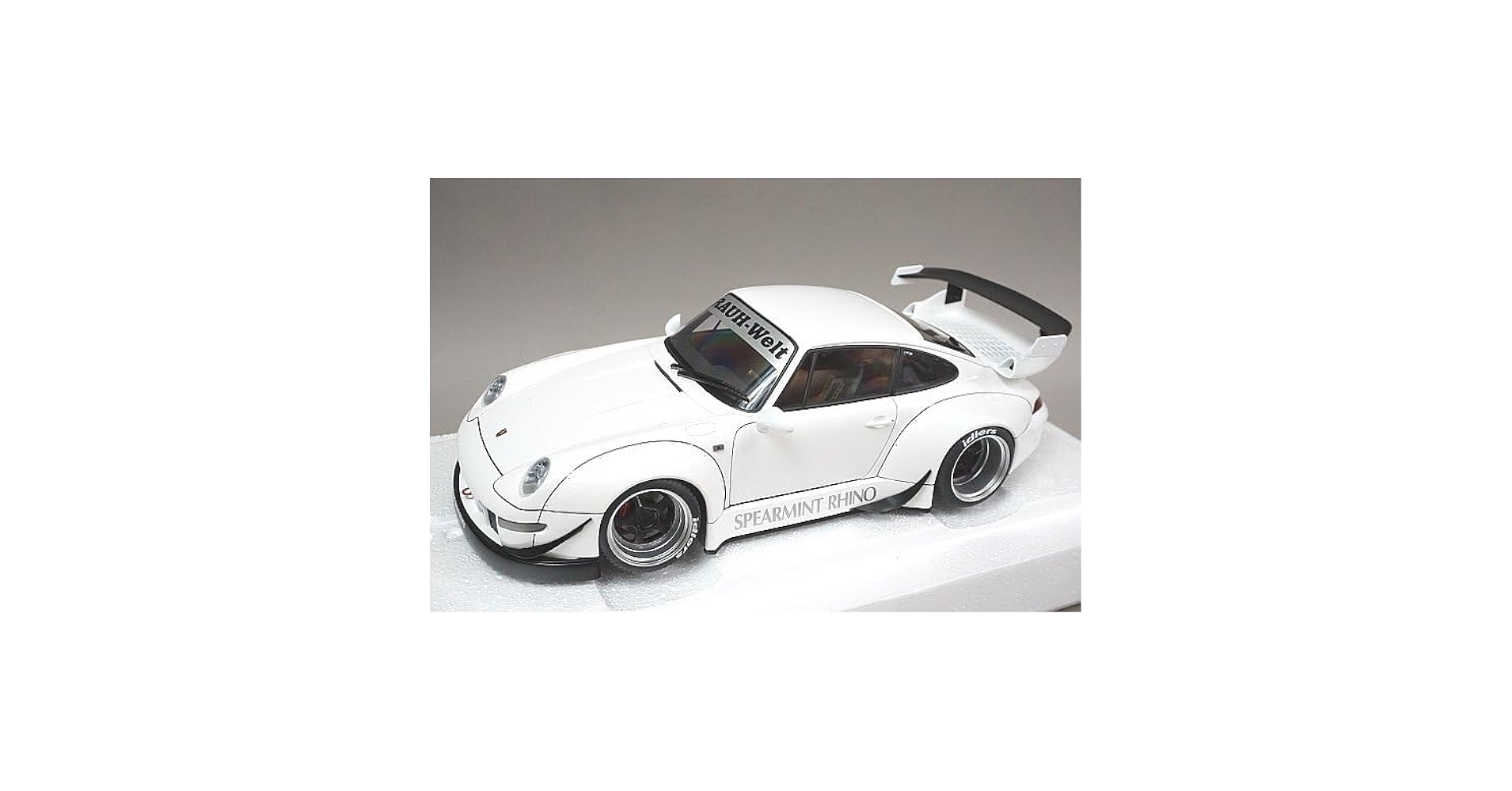 Amazon | AUTOart オートアート 1/18 RWB 993 ホワイト/ガンメタ