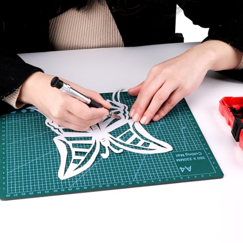 Amazon Basics PräzisionsHobbymesserSet, aus Holz, 29teilig, Rot