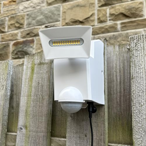 White IQ PIR Solar Powered Security Light, Outdoor Security Wall Light, Exterior Solar Powered PIR Motion Sensor - Image 4