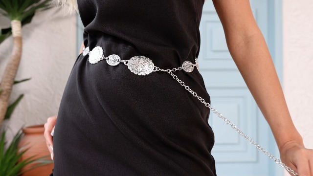 LEACOOLKEY Women Silver Western Concho Chain Belt Boho Metal  display picture 2