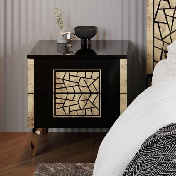 Chambre complète 160x200 Noir brillant/Or - NAHESA - Cadre de lit : L 168 x l 215 x H 112 cm ; Armoire : L 162 x l 53 x H 212 cm ; Commode : L 108 x l 41 x H 77 cm ; Chevet : L 52 xl 37 x H 54 cm ; M