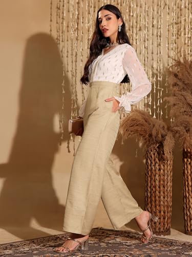 Image of Miss Chase Women's Keyhole Neck Regular Sleeve Regular Length Jumpsuit with Pockets