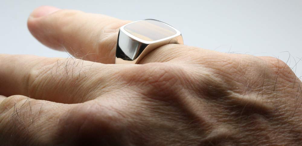 Massiver Siegelring aus 925er Silber mit Tigerauge