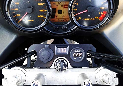 Support Cosmo avec voltmètre pour éviter les pannes de batterie sur Suzuki V-Strom DL650